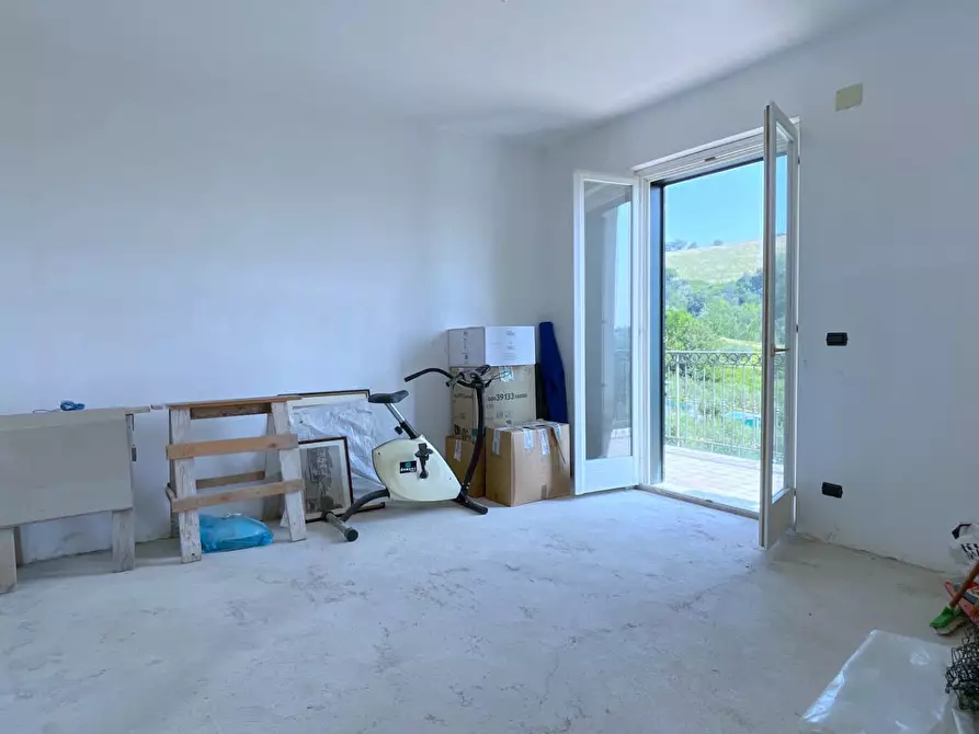 Immagine 25 di Villa in vendita  in Via della Repubblica 20 a Rotella