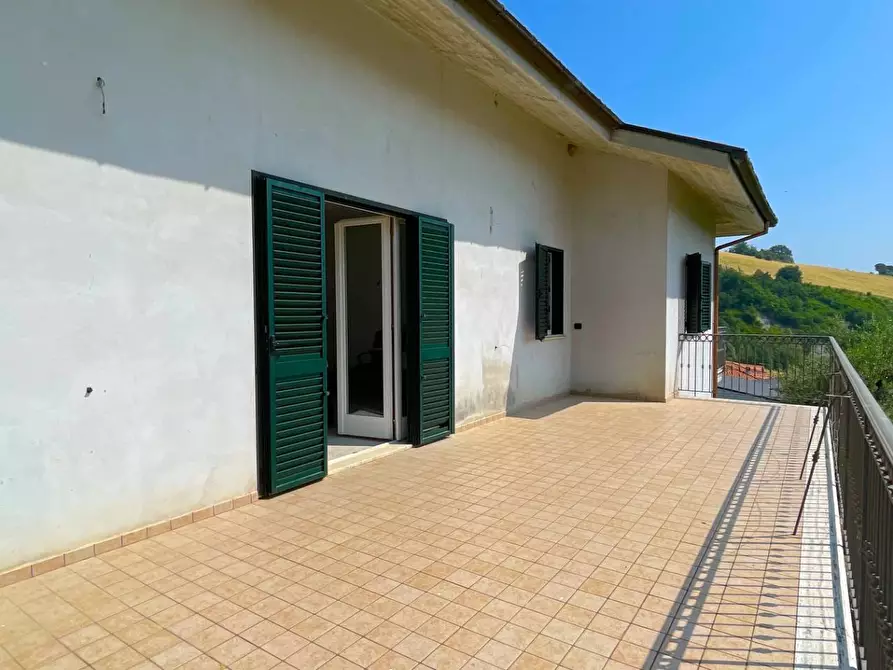 Immagine 34 di Villa in vendita  in Via della Repubblica 20 a Rotella