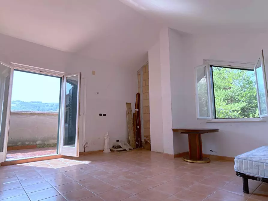 Immagine 35 di Villa in vendita  in Via della Repubblica 20 a Rotella