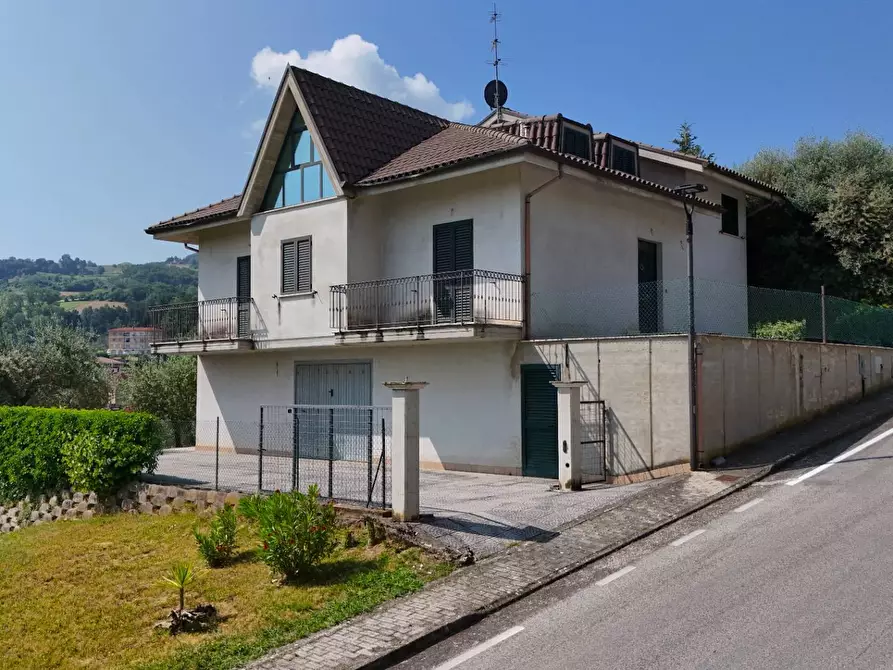 Immagine 44 di Villa in vendita  in Via della Repubblica 20 a Rotella