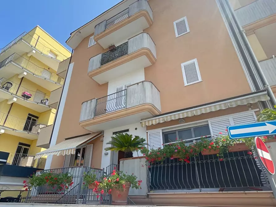 Immagine 2 di Appartamento in vendita  in Via Clara Maffei 97 a San Benedetto Del Tronto