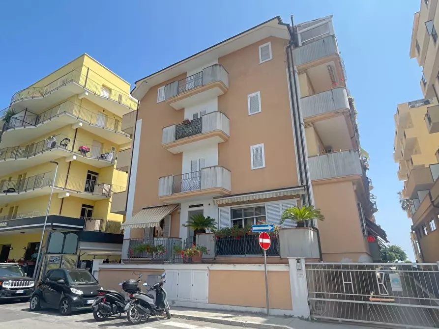 Immagine 27 di Appartamento in vendita  in Via Clara Maffei 97 a San Benedetto Del Tronto