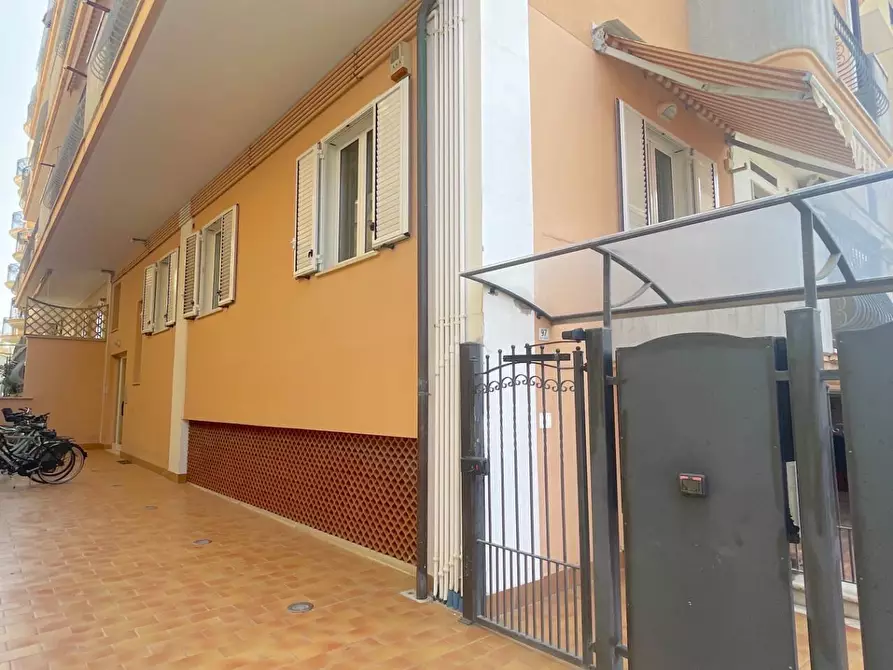 Immagine 29 di Appartamento in vendita  in Via Clara Maffei 97 a San Benedetto Del Tronto