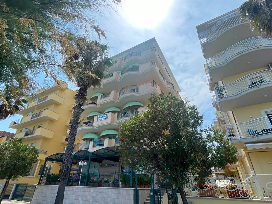 Immagine 30 di Appartamento in vendita  in Via Clara Maffei 97 a San Benedetto Del Tronto