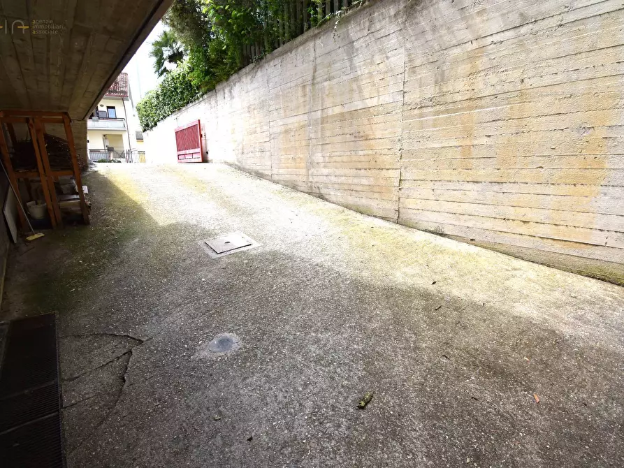 Immagine 42 di Appartamento in vendita  in Via Giovanni Verga 7 a Monsampolo Del Tronto