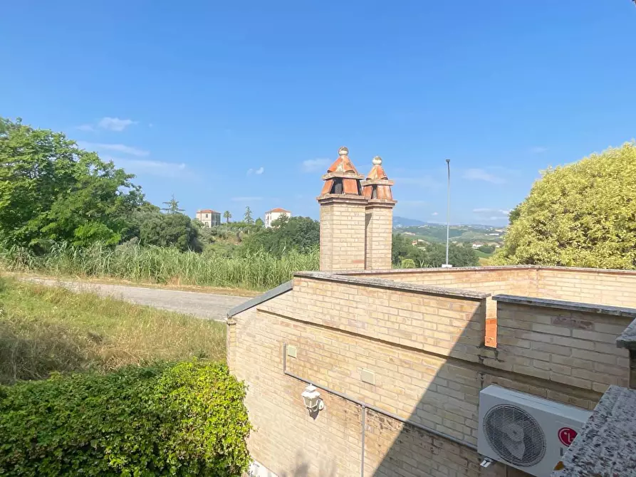 Immagine 35 di Rustico / casale in vendita  in Contrada Dietro La Chiesa 1 a Monsampolo Del Tronto