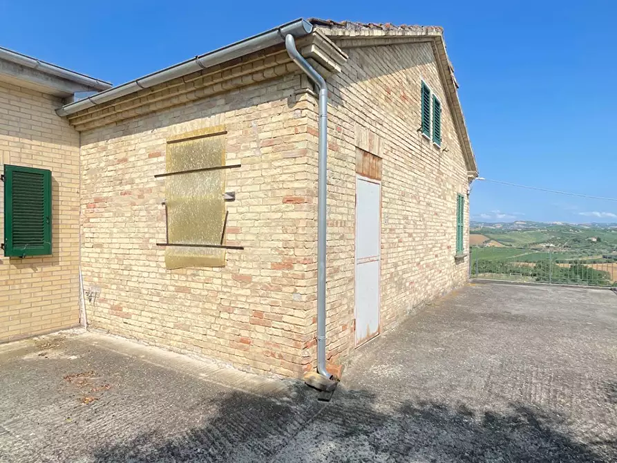 Immagine 25 di Rustico / casale in vendita  in Contrada Dietro La Chiesa 1 a Monsampolo Del Tronto