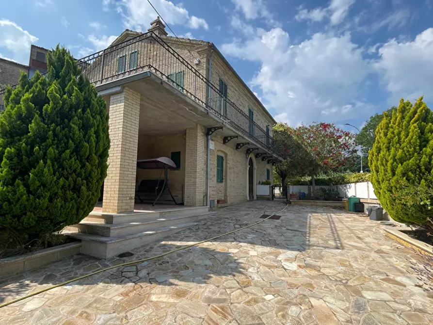 Immagine 38 di Rustico / casale in vendita  in Contrada Dietro La Chiesa 1 a Monsampolo Del Tronto