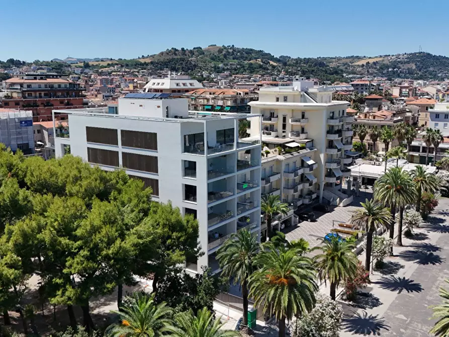 Immagine 32 di Appartamento in vendita  in Viale Bruno Buozzi snc a San Benedetto Del Tronto