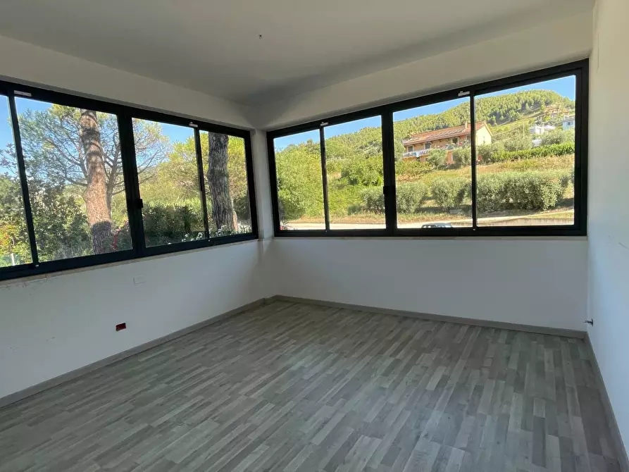 Immagine 20 di Laboratorio in vendita  in Contrada Tesino 40 a Ripatransone