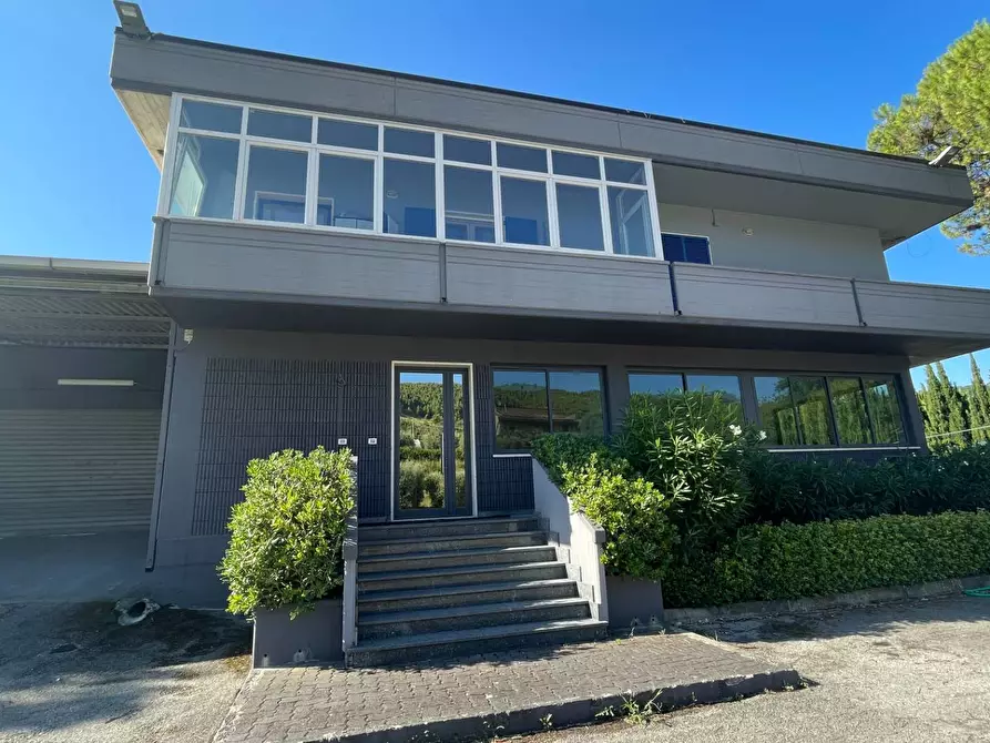 Immagine 2 di Laboratorio in vendita  in Contrada Tesino 40 a Ripatransone