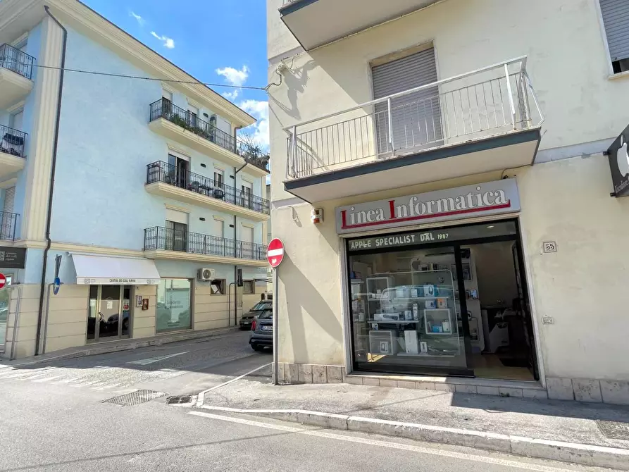 Immagine 3 di Locale commerciale in vendita  in Via Marsala 55 a San Benedetto Del Tronto
