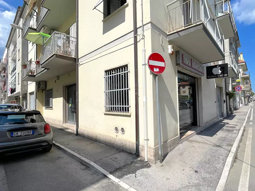 Immagine 6 di Locale commerciale in vendita  in Via Marsala 55 a San Benedetto Del Tronto
