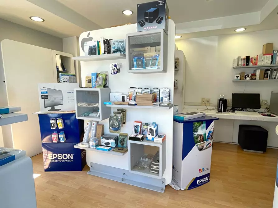 Immagine 9 di Locale commerciale in vendita  in Via Marsala 55 a San Benedetto Del Tronto