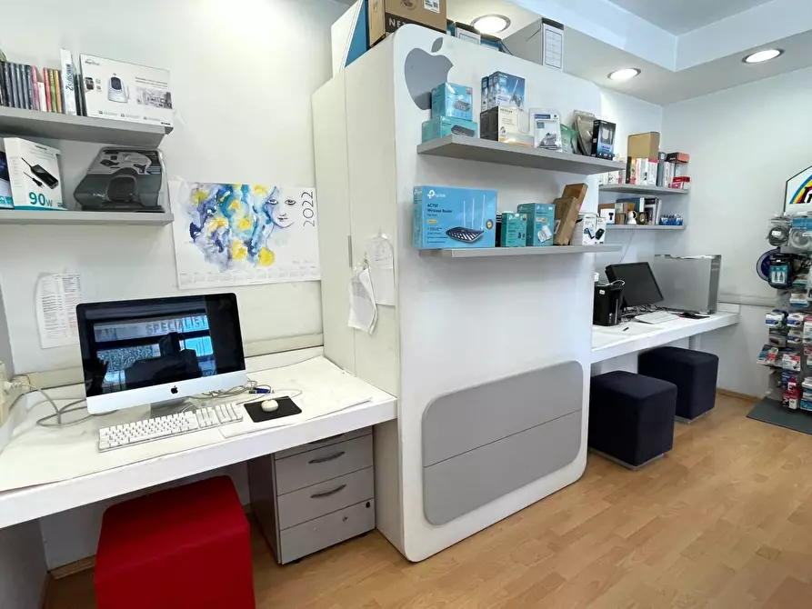 Immagine 14 di Locale commerciale in vendita  in Via Marsala 55 a San Benedetto Del Tronto