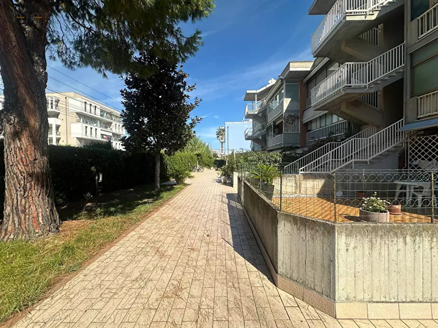 Immagine 8 di Appartamento in vendita  in Via Ponza 106 a Grottammare