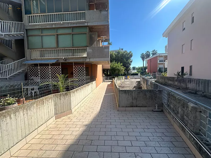 Immagine 9 di Appartamento in vendita  in Via Ponza 106 a Grottammare