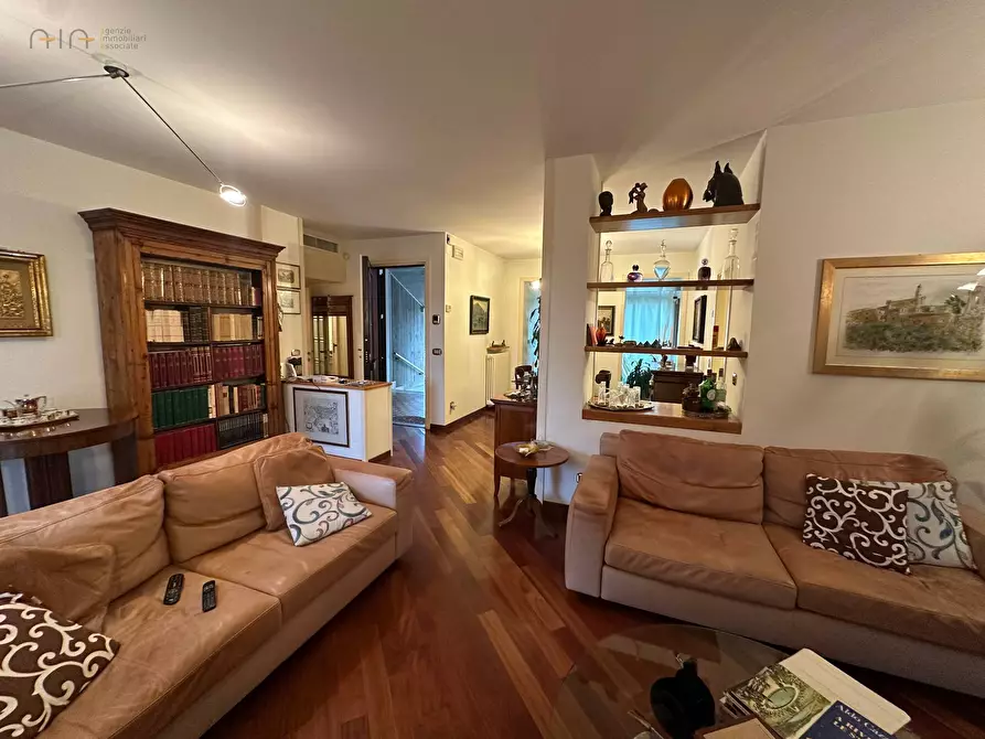 Immagine 19 di Appartamento in vendita  in Via Ponza 106 a Grottammare