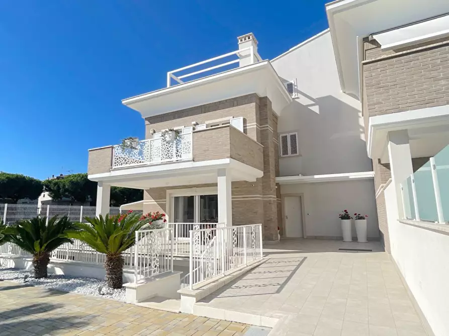 Immagine 65 di Villetta a schiera in vendita  in Via Domanico Scarlatti 32 / 34 a San Benedetto Del Tronto