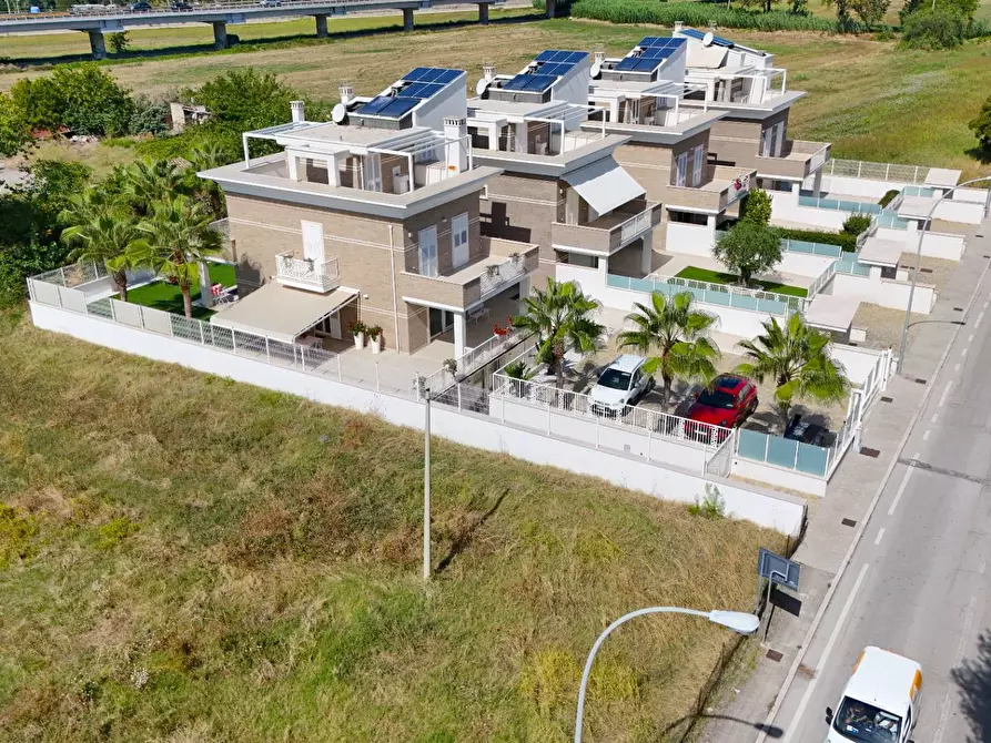 Immagine 125 di Villetta a schiera in vendita  in Via Domanico Scarlatti 32 / 34 a San Benedetto Del Tronto