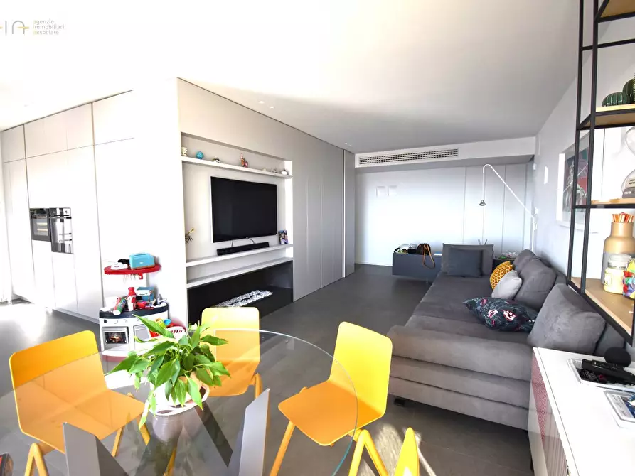 Immagine 9 di Appartamento in vendita  in Via Piemonte snc a San Benedetto Del Tronto