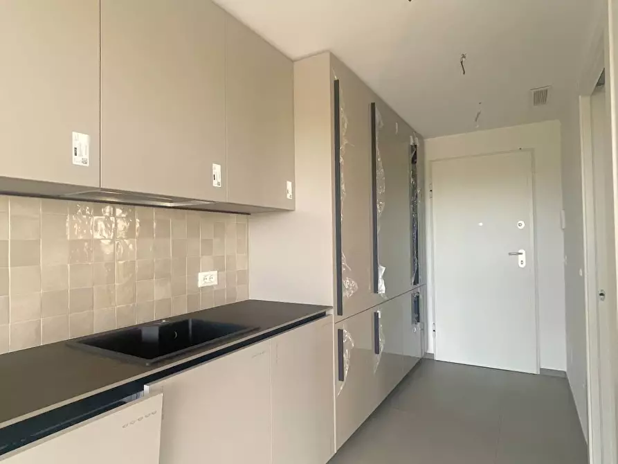 Immagine 39 di Appartamento in vendita  in Viale Bruno Buozzi snc a San Benedetto Del Tronto