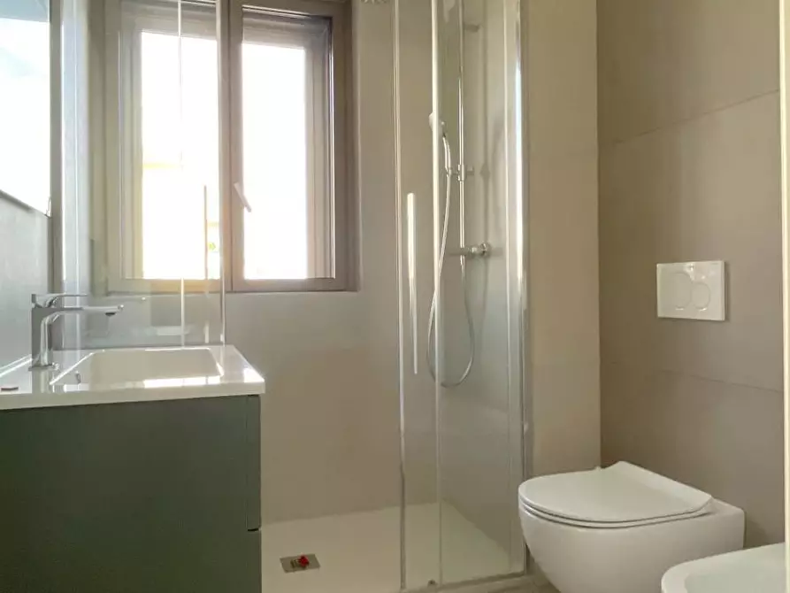 Immagine 27 di Appartamento in vendita  in Viale Bruno Buozzi snc a San Benedetto Del Tronto