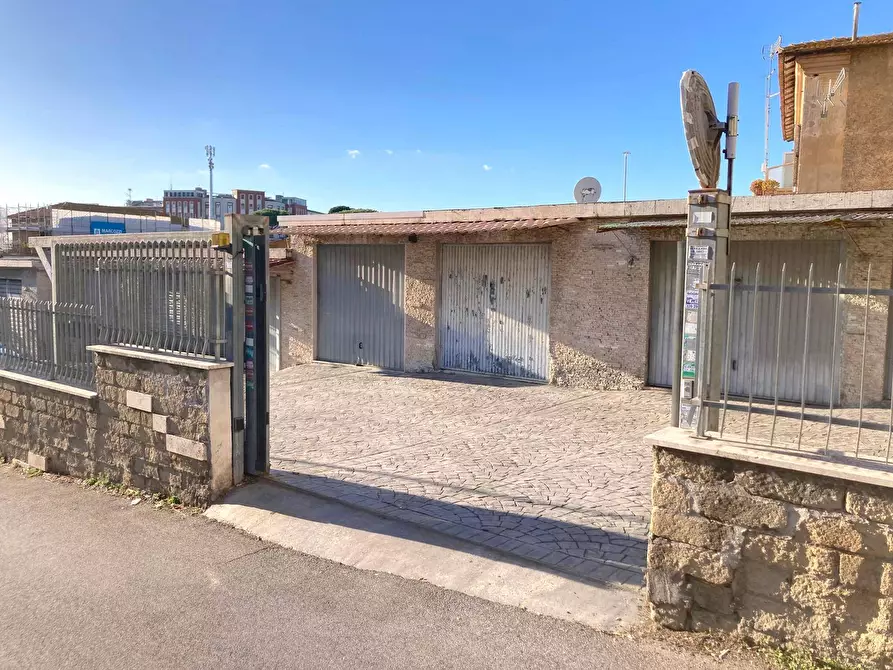 Immagine 27 di Appartamento in vendita  in Via Giovanni Della Casa 6 a Roma