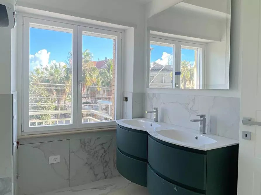 Immagine 10 di Appartamento in vendita  in Via Galileo Galilei 32 a San Benedetto Del Tronto