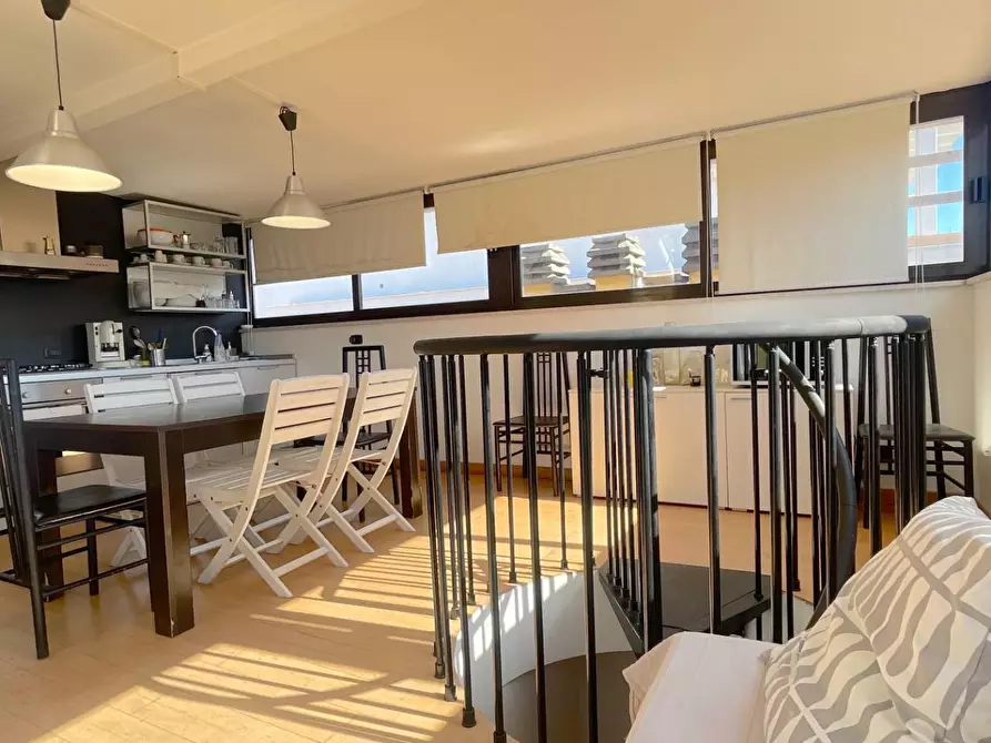 Immagine 22 di Appartamento in vendita  in Viua Ugo Foscolo 27 a San Benedetto Del Tronto