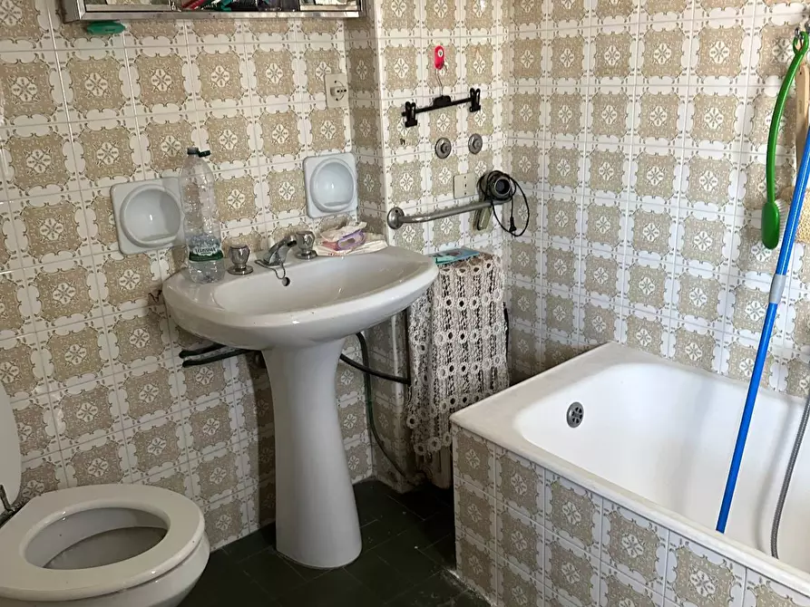 Immagine 7 di Appartamento in vendita  in Via Roma 57 a San Benedetto Del Tronto