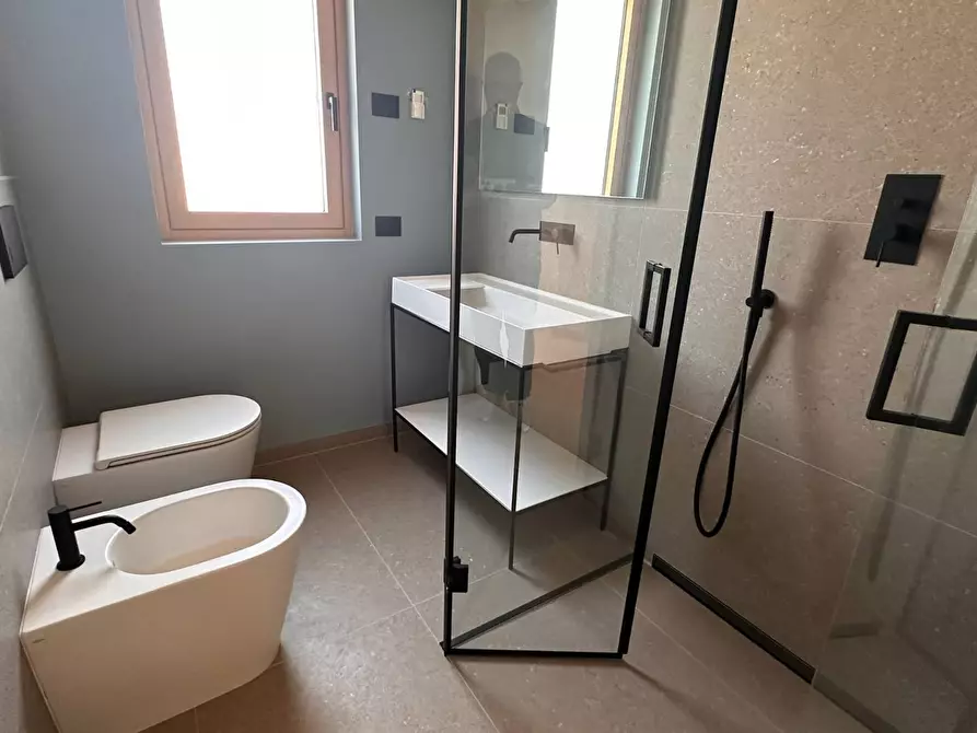 Immagine 13 di Appartamento in vendita  in Via E. Duse 15 a San Benedetto Del Tronto