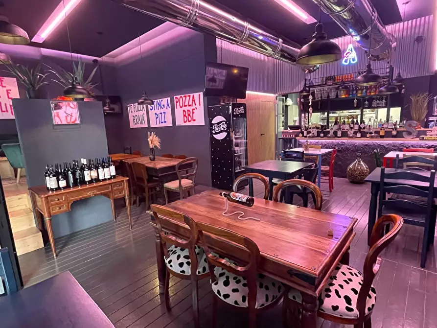 Immagine 12 di Attività commerciale in vendita  in Via Balilla 42 a San Benedetto Del Tronto