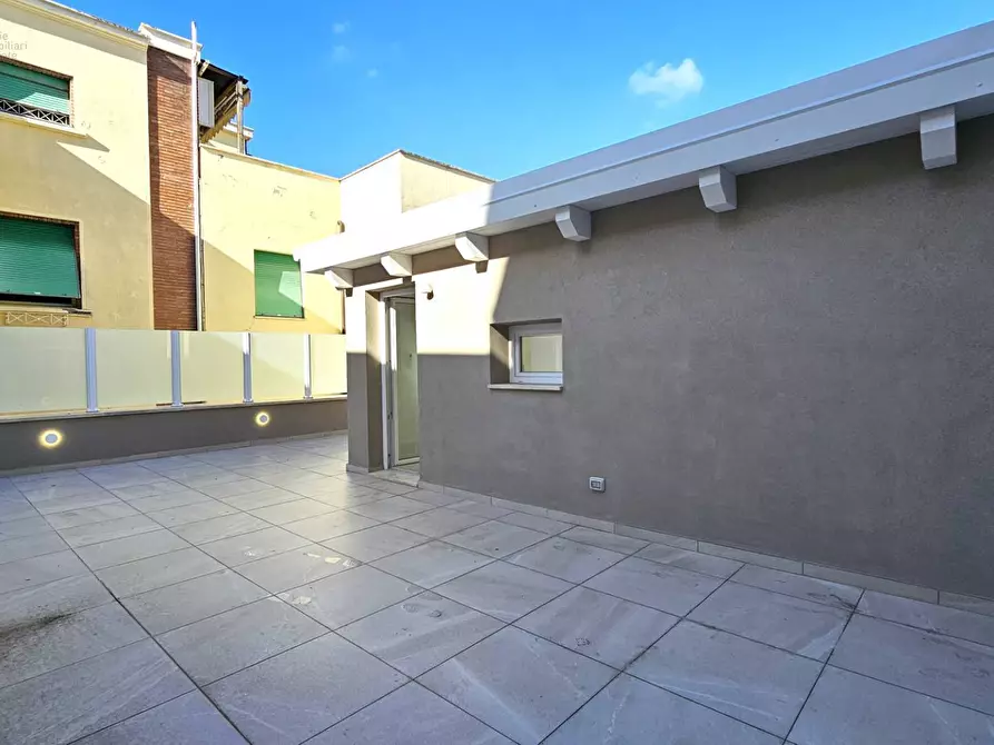 Immagine 22 di Appartamento in vendita  in Via Laberinto 54 a San Benedetto Del Tronto