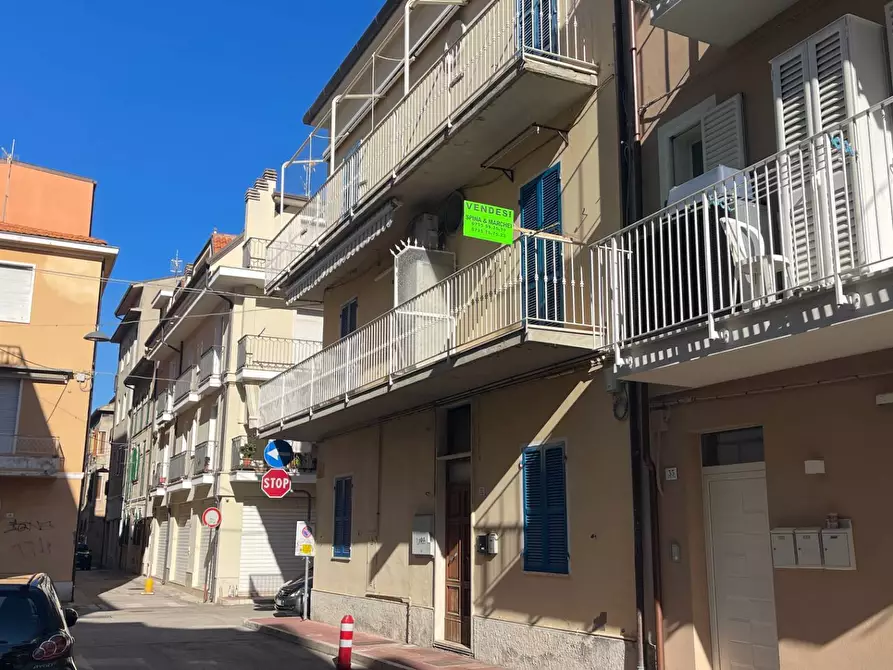 Immagine 1 di Appartamento in vendita  in Via Dei Piceni 31 a Grottammare