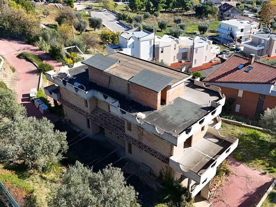 Immagine 5 di Villa in vendita  in Strada Provinciale Cuprense 62 a Grottammare