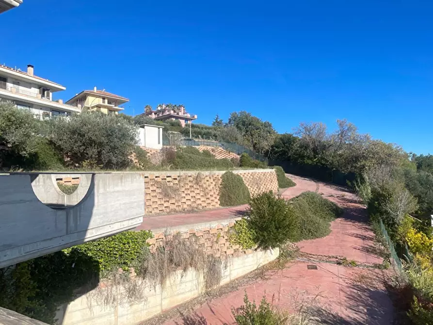 Immagine 34 di Villa in vendita  in Strada Provinciale Cuprense 62 a Grottammare