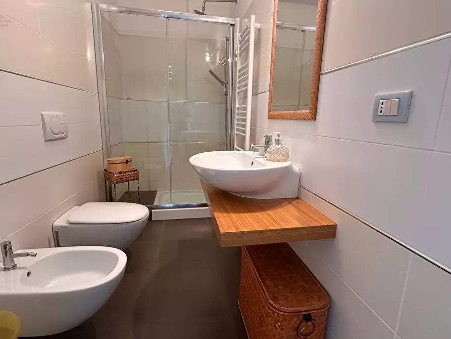 Immagine 14 di Appartamento in vendita  in Lungomare Trieste 54 a San Benedetto Del Tronto