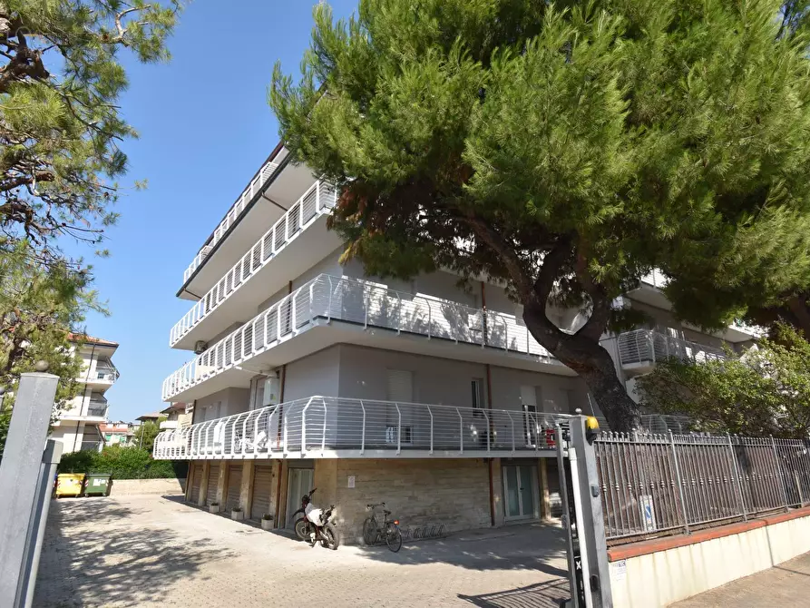 Immagine 12 di Appartamento in vendita  in via Bartolomeo Colleoni 75 a San Benedetto Del Tronto