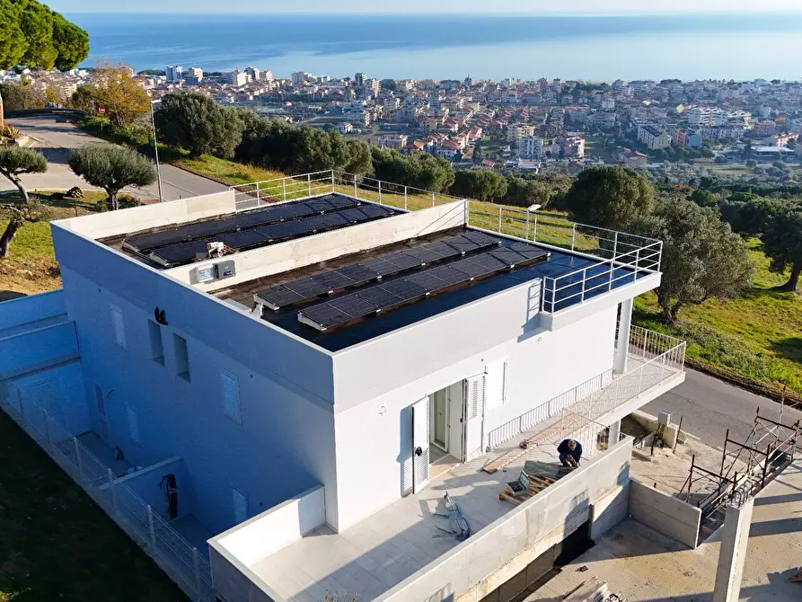 Immagine 35 di Villetta a schiera in vendita  in via vascello a Tortoreto