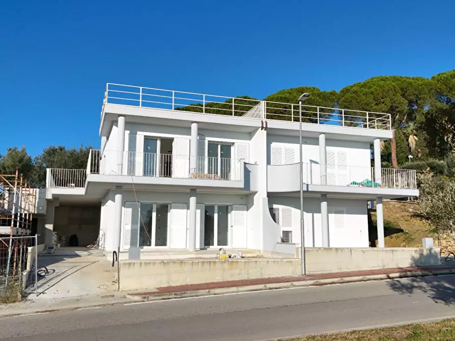 Immagine 39 di Villetta a schiera in vendita  in via vascello a Tortoreto