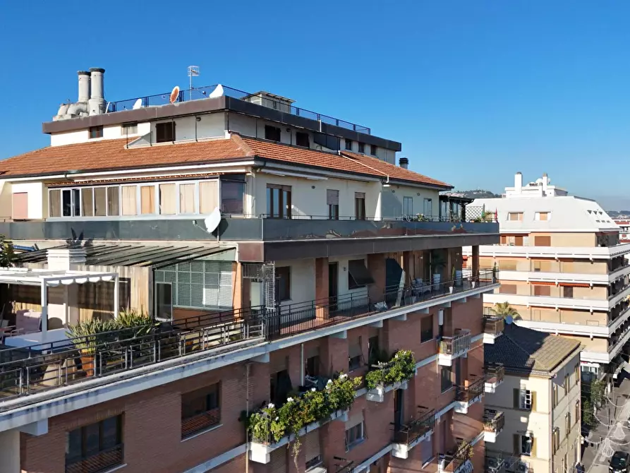 Immagine 44 di Appartamento in vendita  in Via Giovanni da Procida 3 a San Benedetto Del Tronto