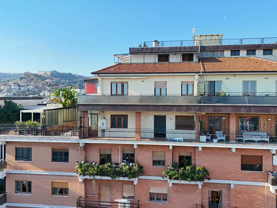 Immagine 46 di Appartamento in vendita  in Via Giovanni da Procida 3 a San Benedetto Del Tronto