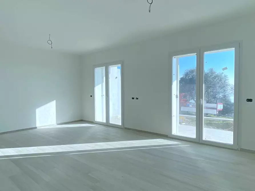 Immagine 10 di Villetta a schiera in vendita  in via vascello a Tortoreto