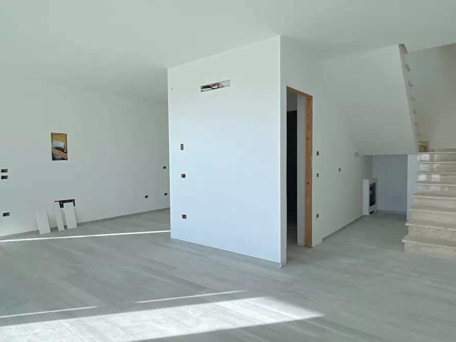 Immagine 5 di Villetta a schiera in vendita  in via vascello a Tortoreto