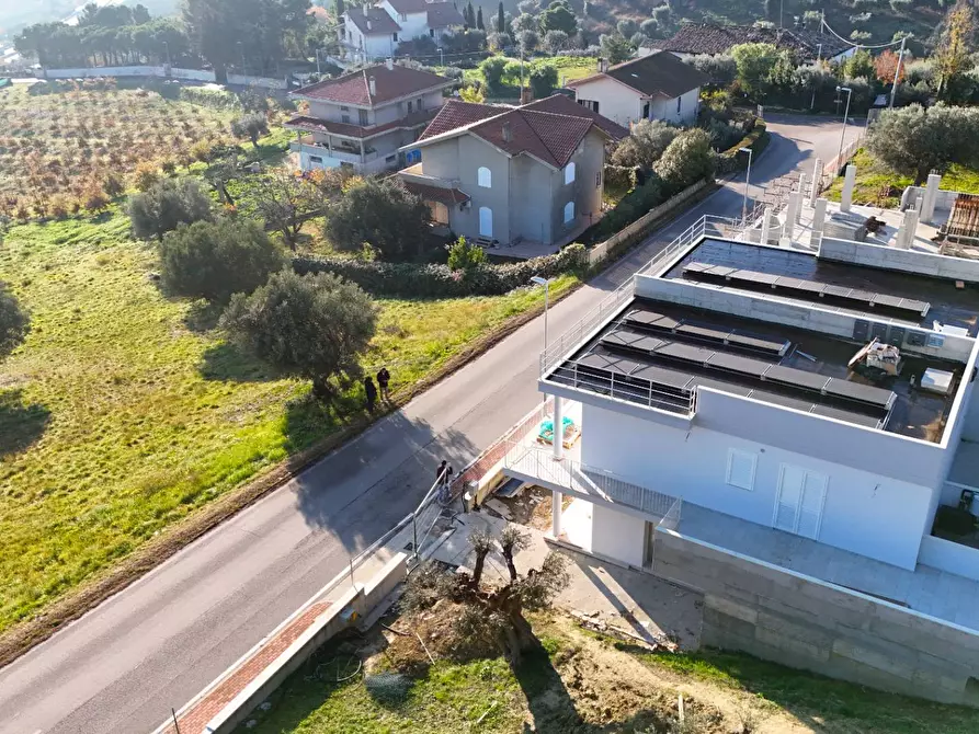 Immagine 38 di Villetta a schiera in vendita  in via vascello a Tortoreto