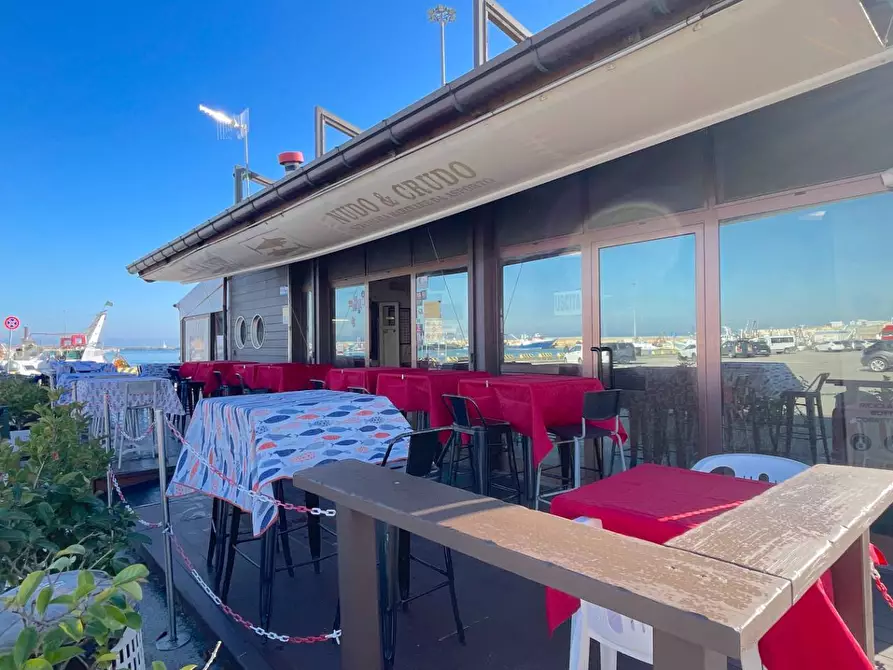 Immagine 7 di Attività commerciale in vendita  in Via Banchina di Riva Nord Malfisia snc a San Benedetto Del Tronto