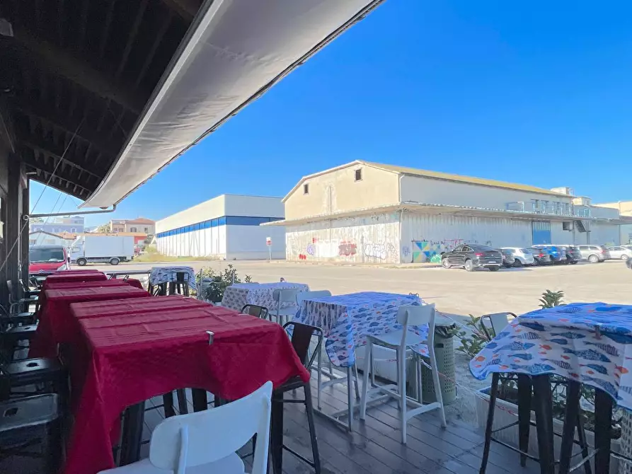 Immagine 12 di Attività commerciale in vendita  in Via Banchina di Riva Nord Malfisia snc a San Benedetto Del Tronto