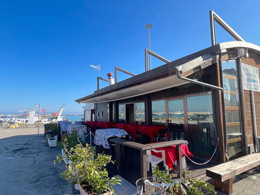 Immagine 17 di Attività commerciale in vendita  in Via Banchina di Riva Nord Malfisia snc a San Benedetto Del Tronto