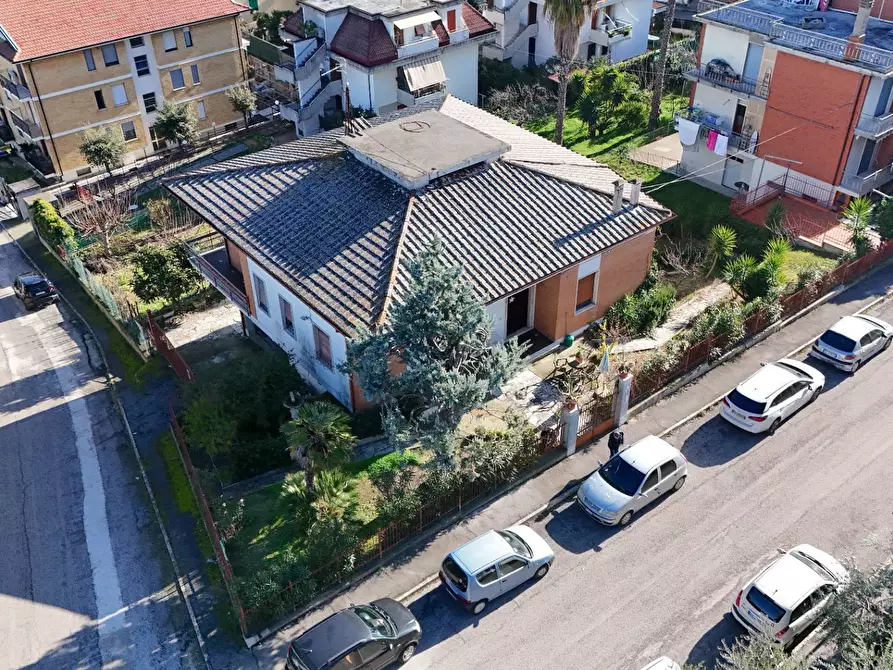 Immagine 4 di Villa in vendita  in Via Santa Maria Goretti 22 a San Benedetto Del Tronto